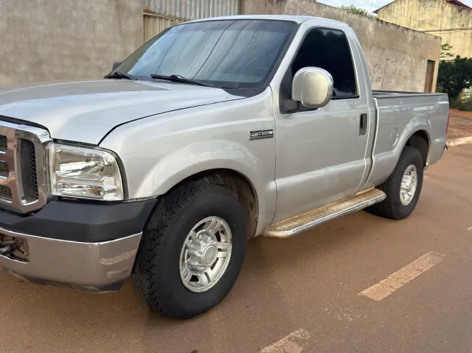 Ford F-250 XLT 3.9 4X2 Diesel TB 2009