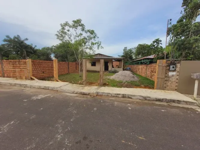 Casa a Venda em Novo Airão, AM