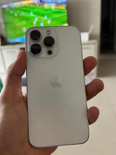 iPhone 13 Pro conservado 
