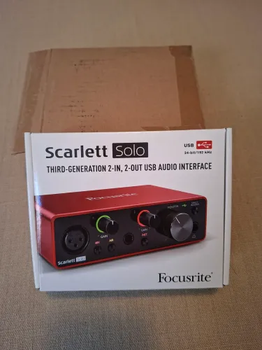 Interface De Audio Focusrite Scarlett Solo 3rd Geração 24 bits/192 kHz *SOMENTE VENDA