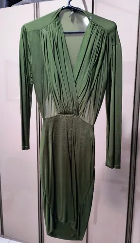 Vestido verde Lança Perfume transpasse