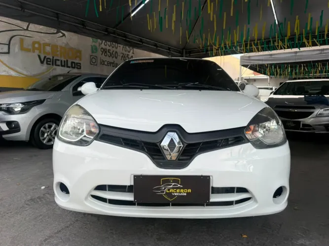 Renault Clio Expression 1.0/1.0 Hi-power 16V 3P 2016