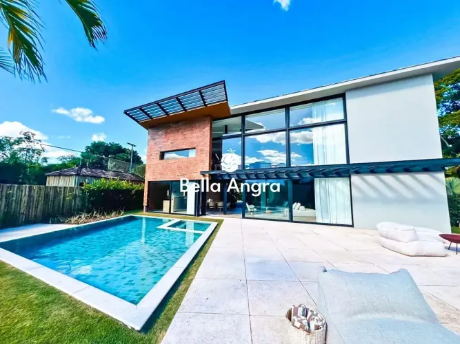 MANSÃO EM PORTOBELLO, CASA DE CANAL COM DECK | MANGARATIBA