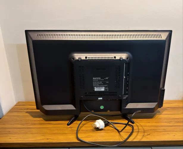 Monitor/ TV LCD 32 polegadas
