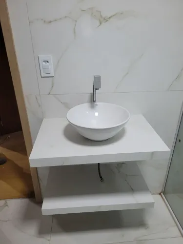 Bancadas e nichos 