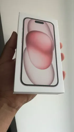 iPhone 15 128gb LACRADO ROSA 