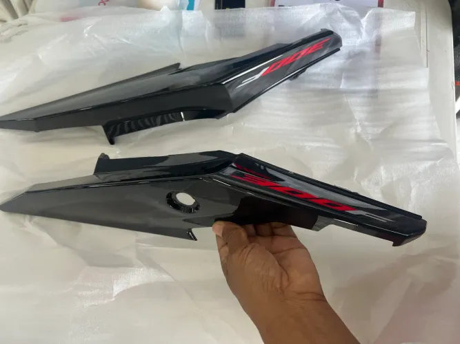 vendo carenagem traseira da cb twister 300