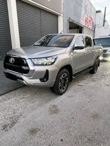 Toyota Hilux CD SRV 4X4 2.8 TDI Diesel Aut. 2024
