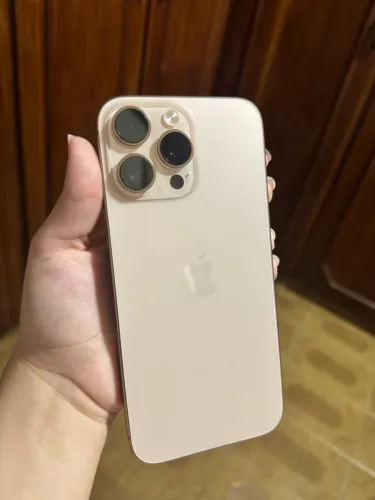 iPhone 16 pro max 256gb.