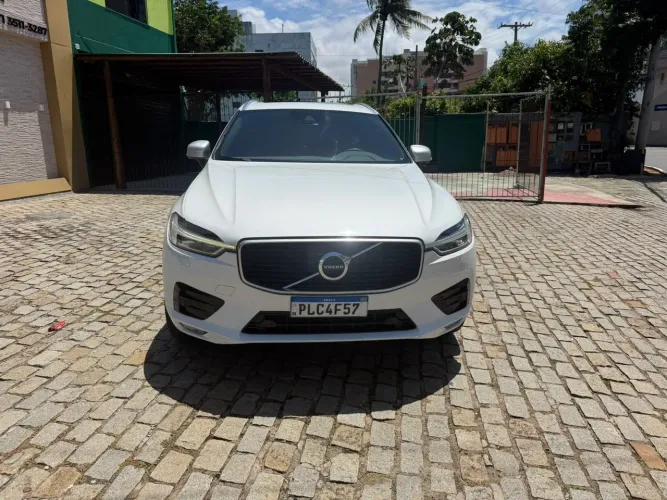 Volvo XC 60 T-5 R-design 2.0 AWD 5P 2018