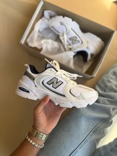 Tênis New Balance 530 novo na caixa - Estilo e Conforto - Envio rápido - 34 ao 39