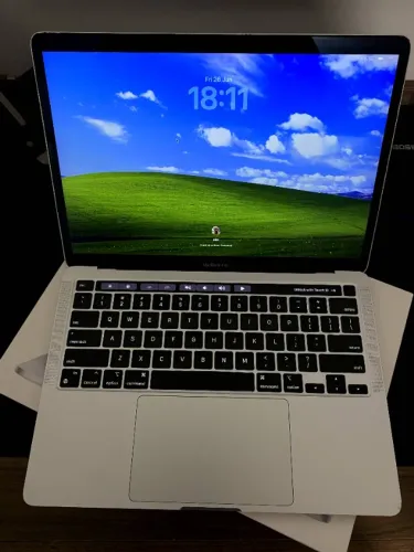MacBook Pro 13" M1 (2020) 8GB RAM / 256GB SSD