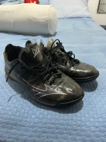 Chuteira Mizuno Alpha elite TF