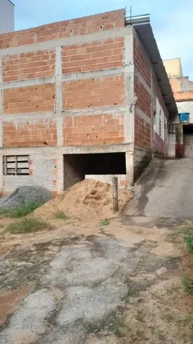 Galpão 16x10 com garagem