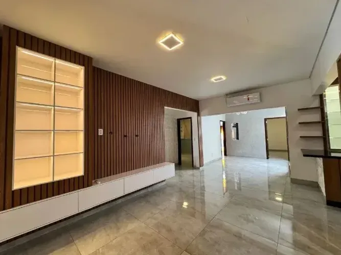 Casa em Dourados Patticular.