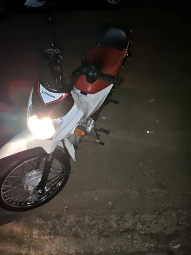 Oportunidade para quem procura uma moto seminova, super econômica