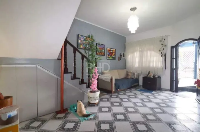 Casa para Locação no Jardim Alvorada com Quintal Amplo e Excelente Localização - Santo And