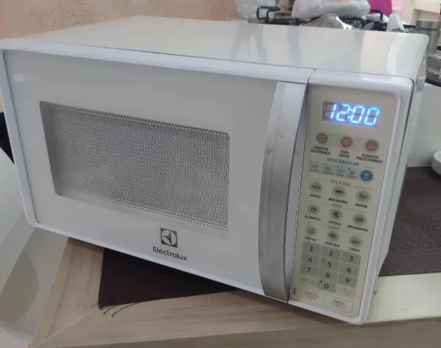 Micro-ondas ELECTROLUX 20 Litros original impecável 