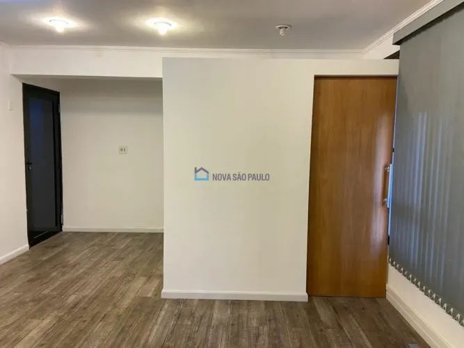 Conjunto Comercial na Vila Olímpia| 46 m²