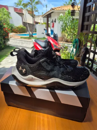 Tênis Under Armour Spawn 3 Masculino, Tamanho 43, Usado