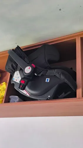 Bebe conforto com base para carro
