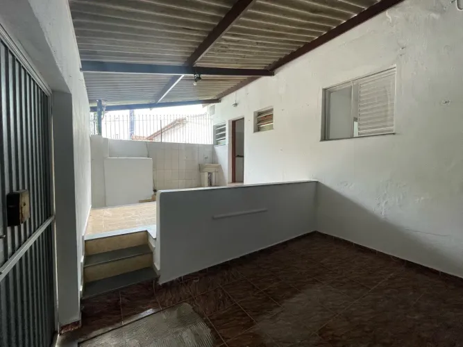 Casa Butantã 200 metros USP(portão) vila Indiana