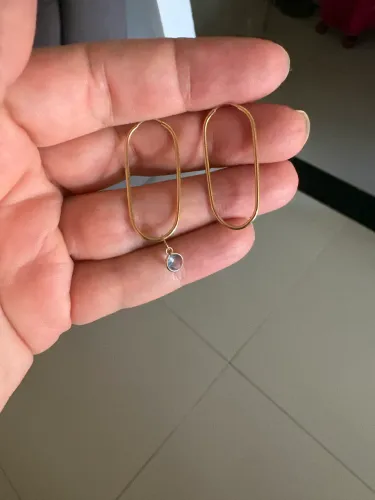 Brinco de ouro 18 com pingente