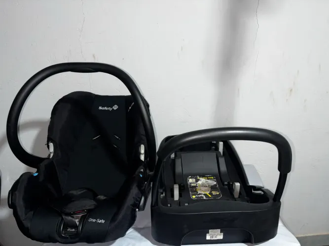 Bebê Conforto Safety One Safe com base
