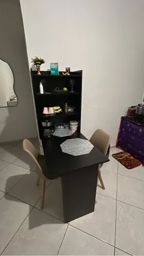 Mesa dobrável com multiuso