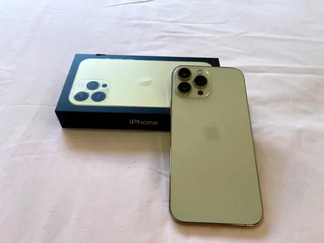 iPhone 13 Pro Max 128GB Dourado - Impecável, sem detalhes