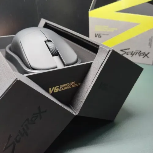 Mouse Scyrox V6 Preto NOVO