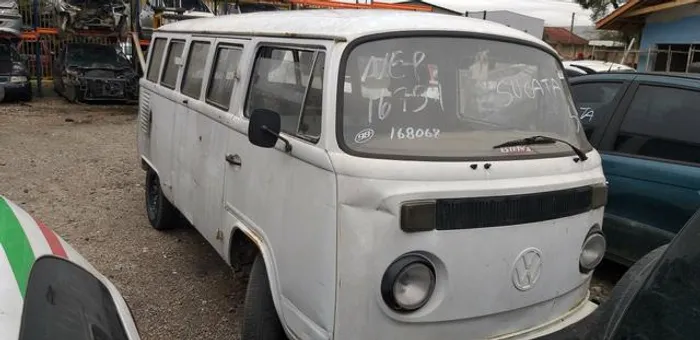 Kombi sucata peças