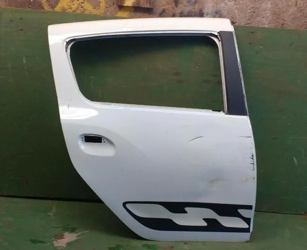 Porta traseira direita Sandero 2013