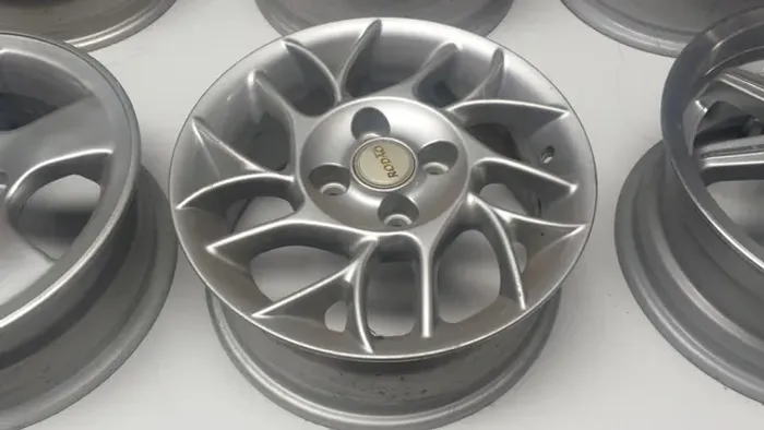 Roda aro 14 Rodao estilo bbs prata 4x100 novas jogo