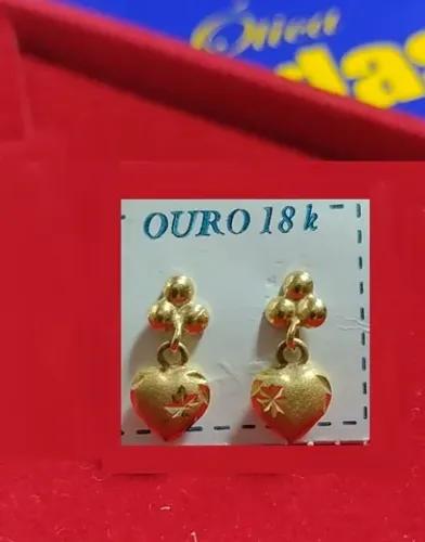 Brinco Coração 7 mm Fosco com Estrelinha 1.00 Grama Tamanho 12 mm Ouro 18 k