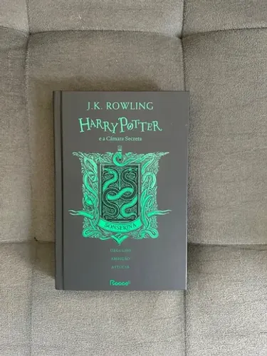 Livro harry potter e a camara secreta Sonserina
