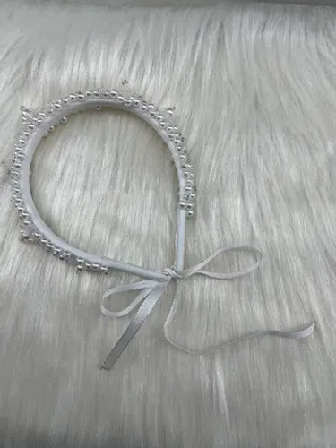 Tiara com fita