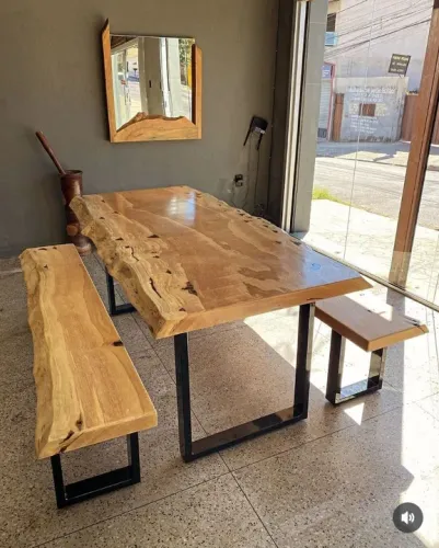Mesa de Madeira