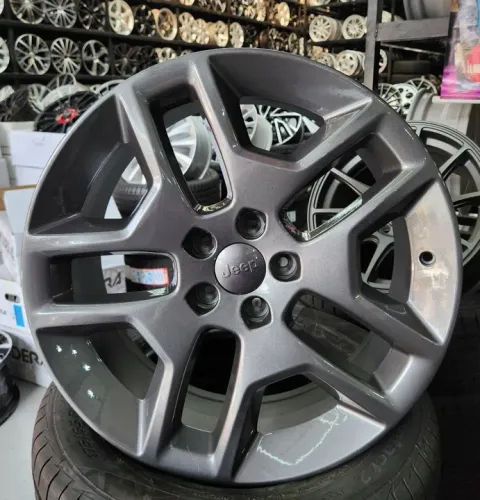 Jogo de rodas ORIFINAIS JEEP Renegade aro 19 Furação 5x110 -ZERADAS