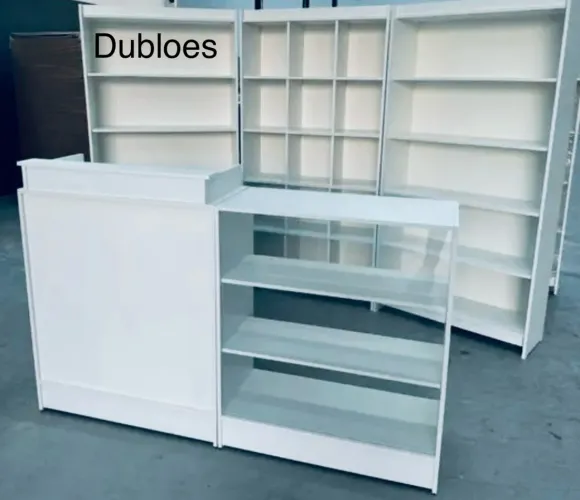 Kit  prateleira + caixa + vitrine + prateleira ? MDF  (fabricante)
