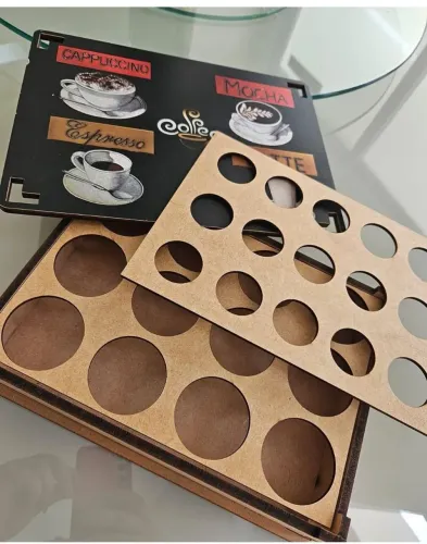 Organizador de Cápsulas de Café em Madeira