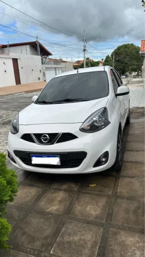 Nissan March SL 1.6 2019 Automático 