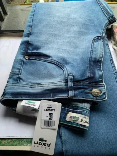 Calça jeans LACOSTE 