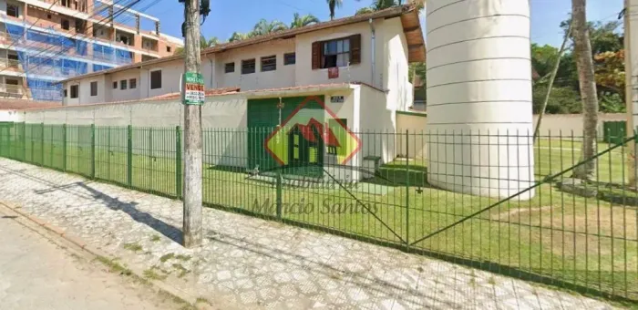 Oportunidade em Ubatuba. Aceita financiamento Bancário, Apartamento todo reformado e mobil