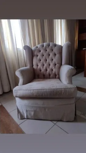 Poltrona em Capitone 
