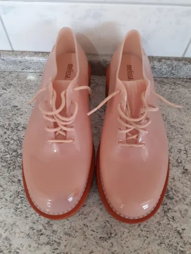 Sapato Feminino Melissa tam. 37
