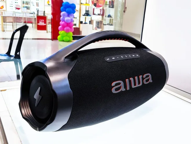 Aiwa Boombox Black 200w