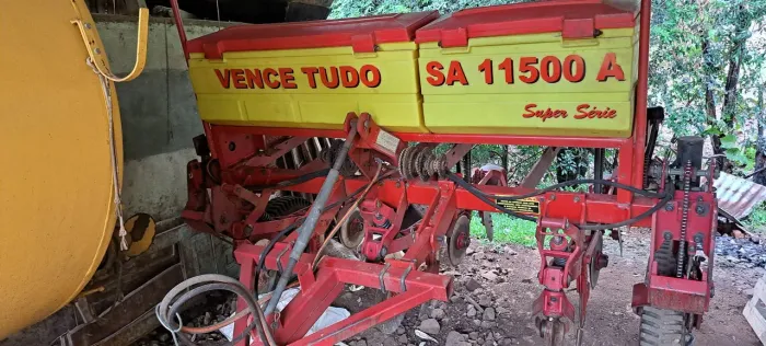 Plantadeira Vence tudo 11500