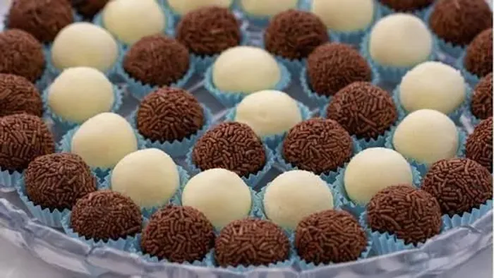 BRIGADEIRO,BEIJINHOS,DOCINHOS DE LEITE NINHO.