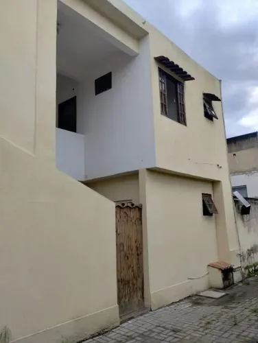 241  Excelente casa dentro de condomínio no Mutondo  São Gonçalo